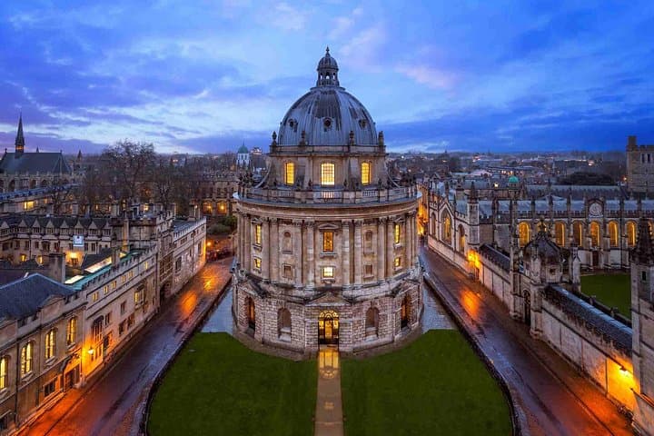 Step back in time with Oxford Private Day Tour