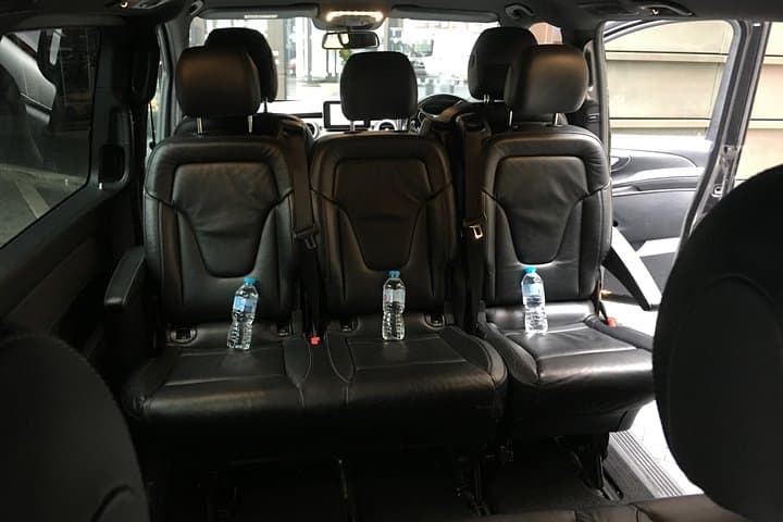 Private transfers to/from Harwich Int'l Cruise Port and London Stansted Airport
