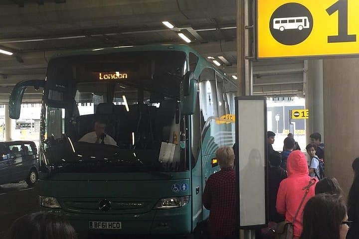 Private transfers to/from Southampton Cruise Port and London Heathrow Airport