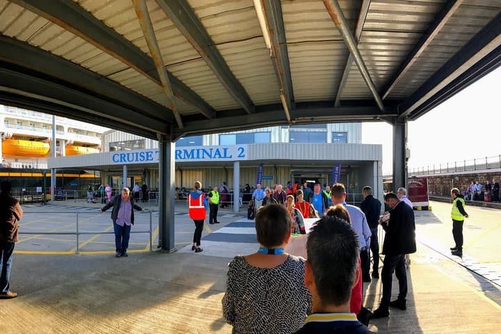 Private transfers to/from Dover Cruise Port and London City Airport
