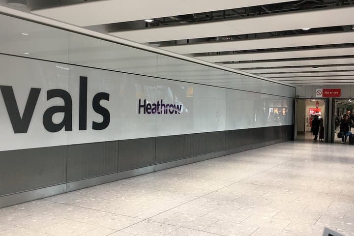 Private transfers between London Heathrow - London Stansted Airports