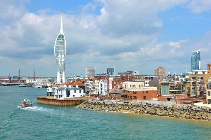 Private transfers to/from Portsmouth International Port and Central London