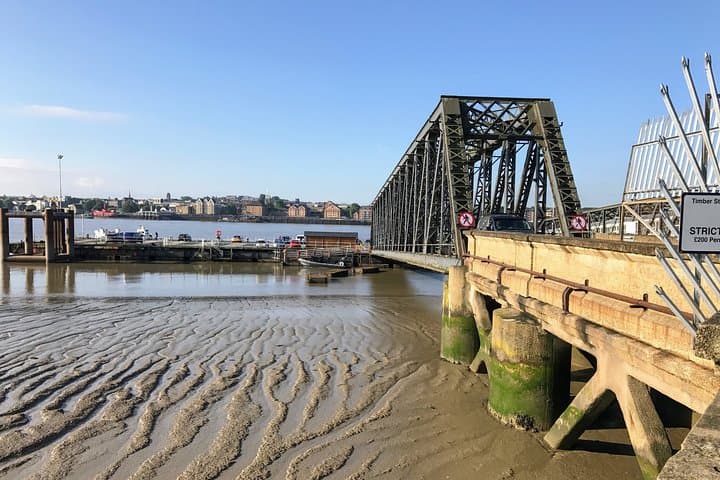 Private transfers to/from London Int'l Cruise Port Tilbury and Central London
