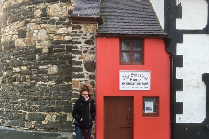 Tour of Conwy Castle Pick up from Holyhead & Entrance Included