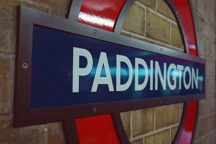 Private transfers between Heathrow Airport - London Paddington Train Station