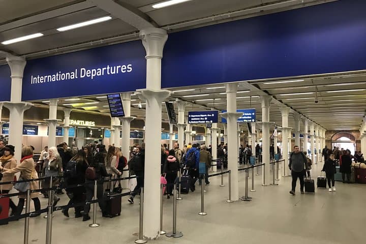 Private transfers between Stansted - King's Cross & St Pancras Train Stations