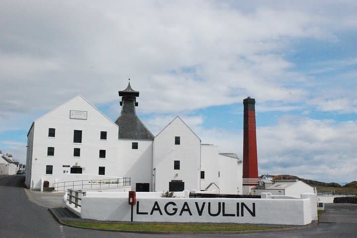 Lagavulin Distillery