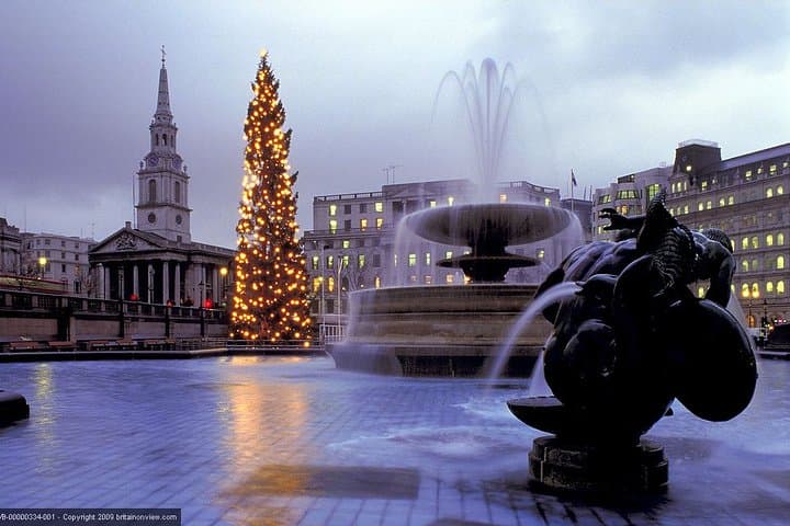 London Sights on Christmas Day with Service at Westminster Abbey