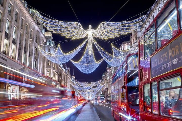 London by Night Bus Tour with Christmas Lights and Live Guide