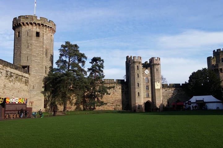 Warwick Castle Independent Full Day Private Tour