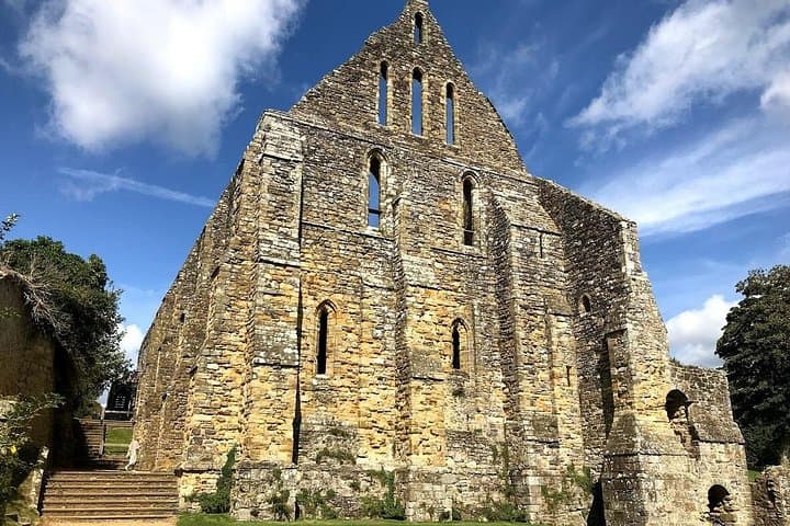 1066 Battle of Hastings, Birling Gap and Seven Sisters Tour