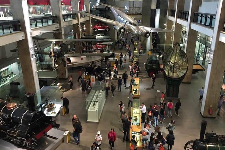 3-Hour Guided Tour of Science Museum in London