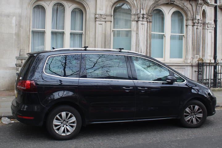 Private Transfer from Heathrow Airport to Kingston and Surrounding Areas