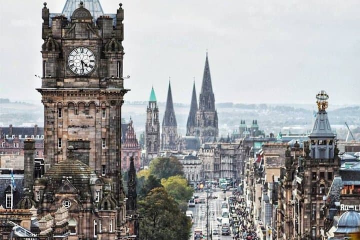 Greenock – Edinburgh Private city tour