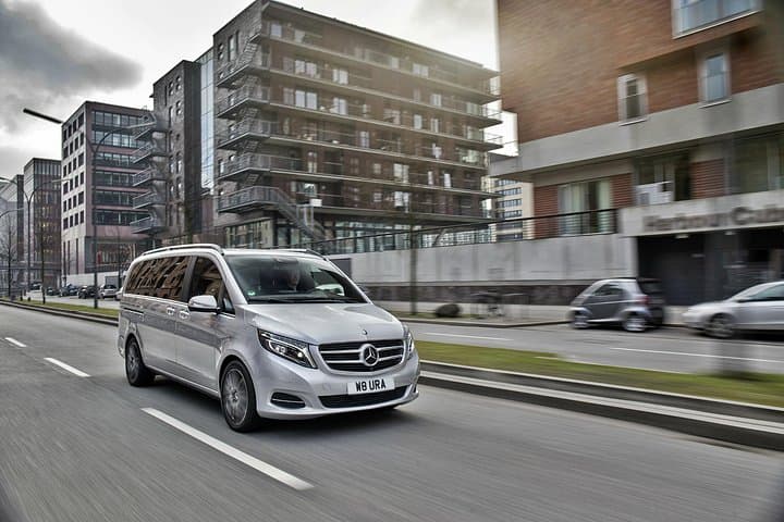 Nottingham to London Heathrow (LHR) Airport Luxury Private Airport Transfer