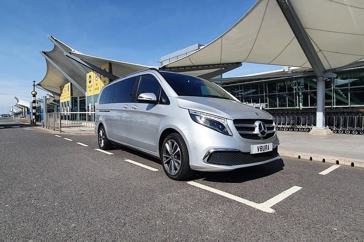 Nottingham to London Heathrow (LHR) Airport Luxury Private Airport Transfer