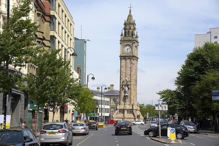 Belfast City History and Titanic birthplace private tour