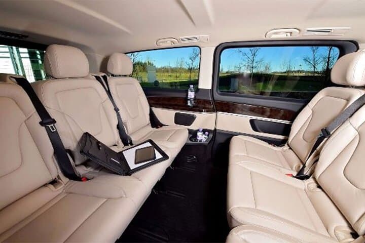 Private Transfer from Heathrow to Gatwick Airport