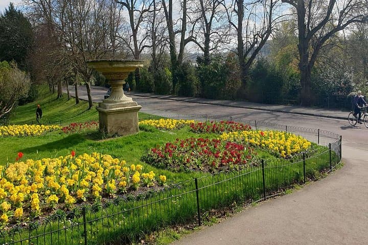The Splendour of Georgian and Victorian Era Bath: A Self-Guided Audio Tour