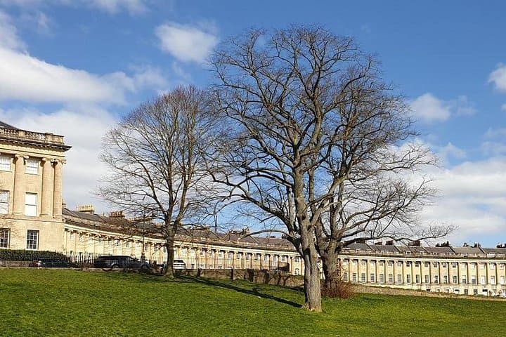 The Splendour of Georgian and Victorian Era Bath: A Self-Guided Audio Tour