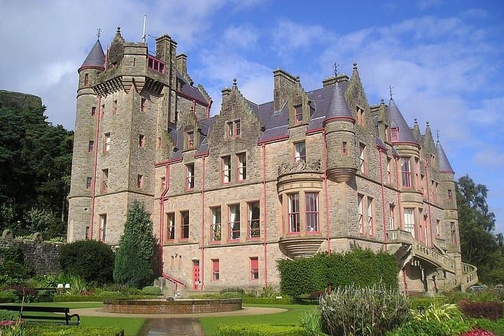 Belfast Private Walking Tour With A Professional Guide