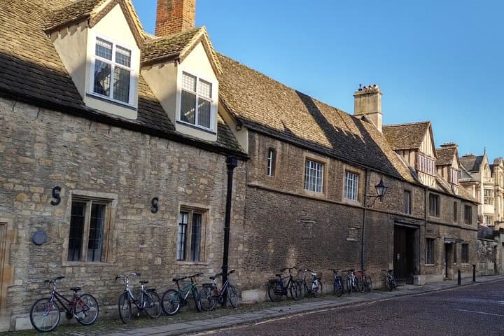 Fun, Flexible Treasure Hunt Around Oxford with Cryptic Clues & Hidden Gems