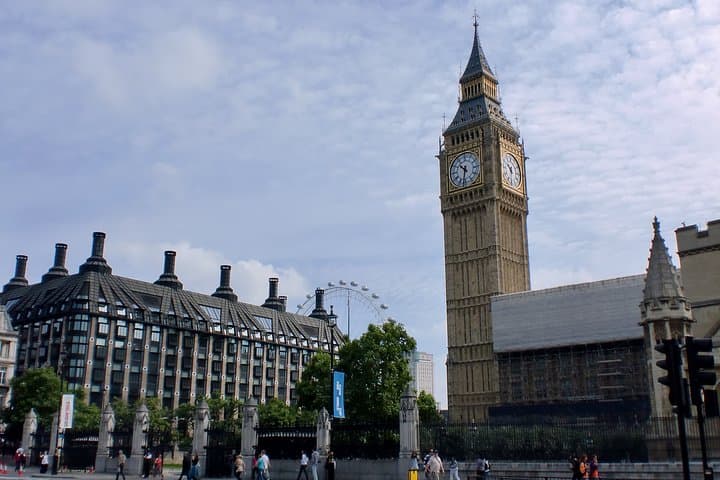 London Full Day Private Walking Tour with a Professional Guide