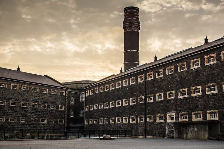 Belfast city tour and Hillsborough - Private shore excursion