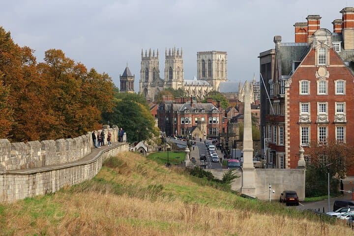 York Private Walking Tour with a Professional Guide