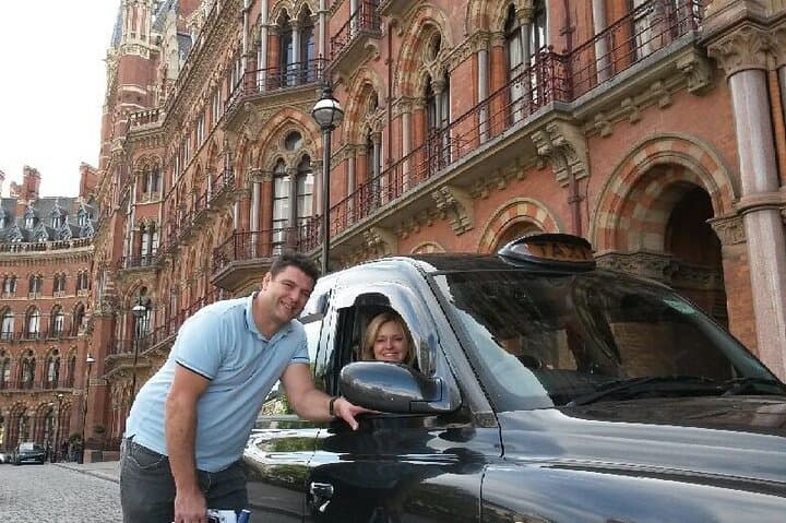 Private Tour: Half Day Harry Potter Black Taxi Tour of London