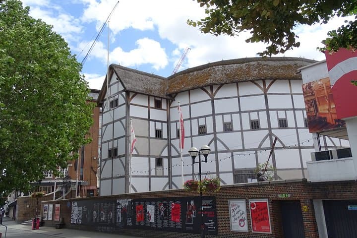 Southwark - an exclusive private walking tour full of surprises!