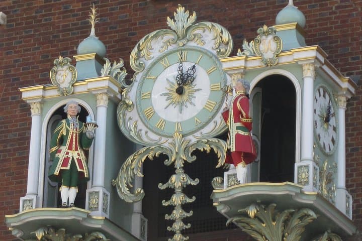 St James' & Mayfair - Private Tour of London's Royal & Aristocratic Villages