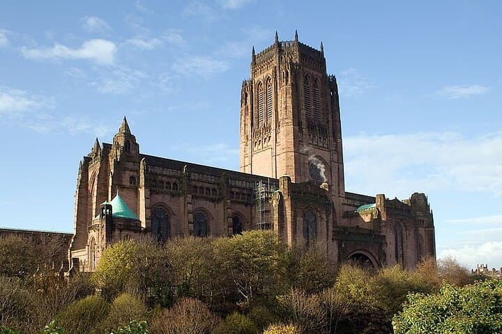 Liverpool Private City Tour and Chester City