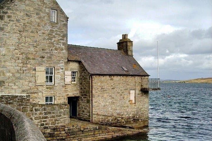 Full-Day Private City Tour in Lerwick