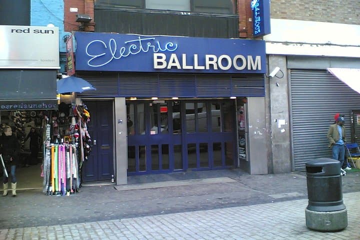 Britpop Camden: A Self-Guided Audio Tour in London