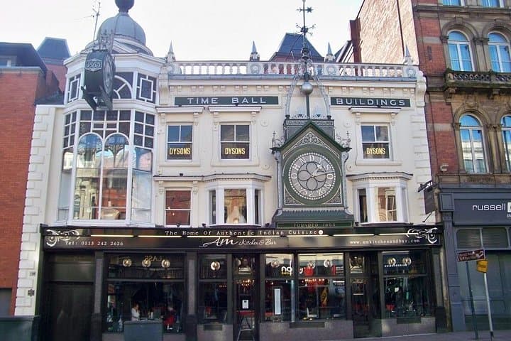 A Spectacular Scavenger Hunt: Leeds Landmarks!