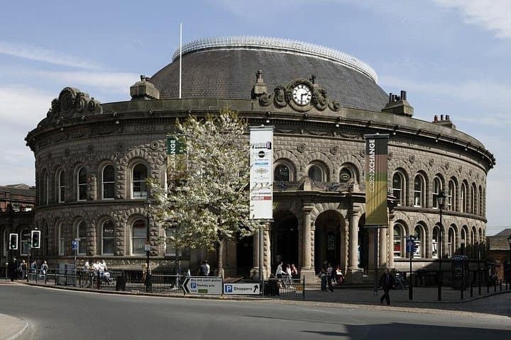 A Spectacular Scavenger Hunt: Leeds Landmarks!