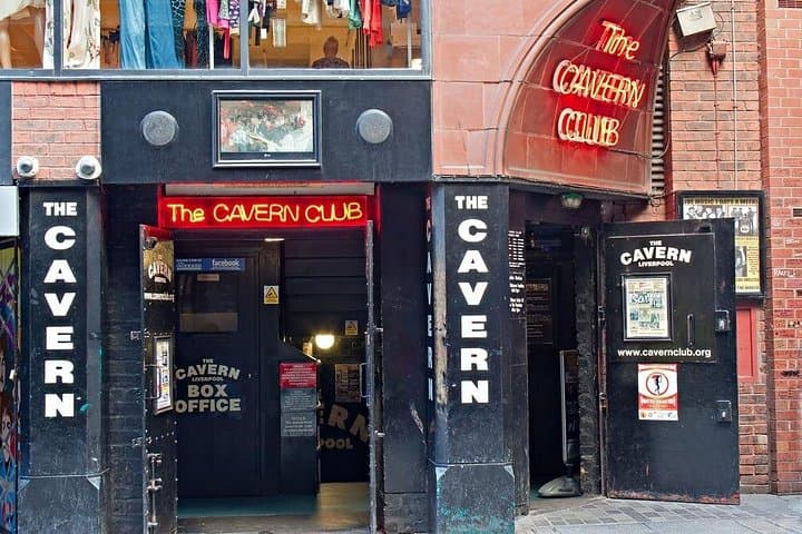 Amazing Scavenger Hunt: Lucky Liverpool