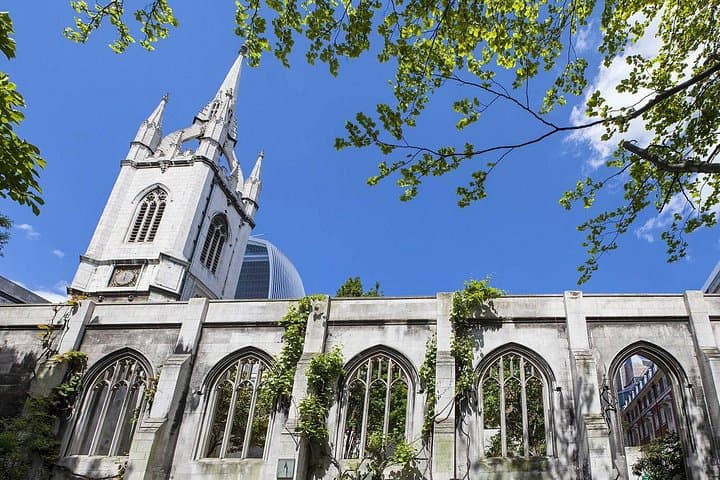 Private History Tour in London with Friendly Local Guide