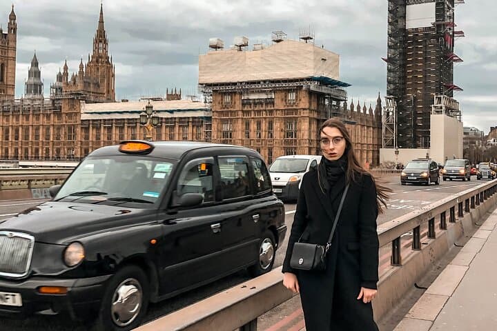 Private Royal Tour of London including The Crown's Landmarks with Local Expert Guide