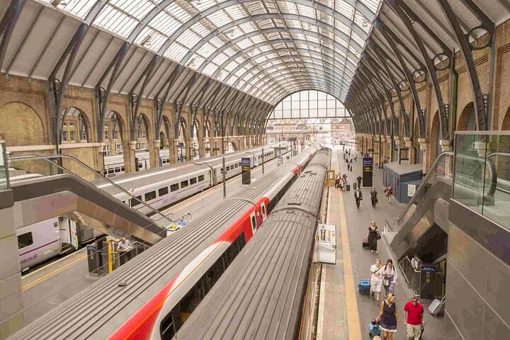 Private London Tour with Film Scenes from the Harry Potter Movies with Local Expert