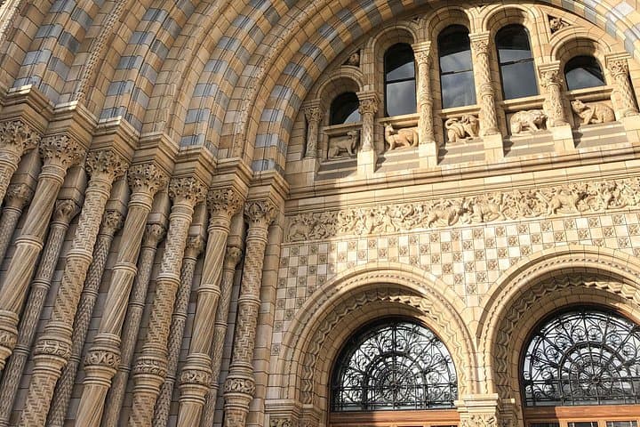 London Private Food Tour with Traditional and International Dishes with Local Expert