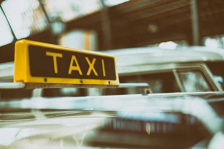 Private Edinburgh to Inverness transfer - Or airport to city or city to airport