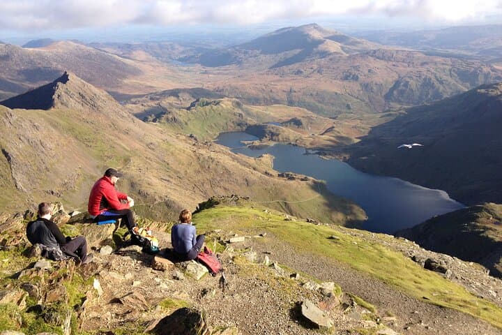Hike to the summit of Snowdon!