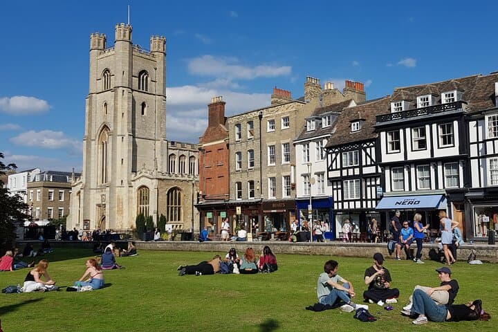 Tangential Cambridge: Group Walking Tour of Sights and Highlights