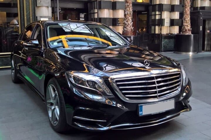 Luxury Tours Belfast. Full day Private Hire Tour for 2- 6 people