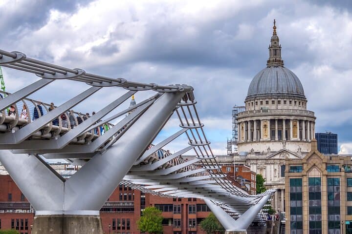 Millennium Bridge