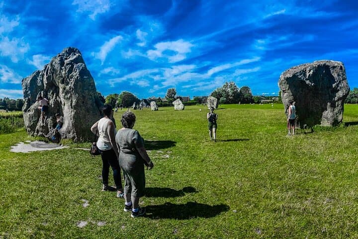 Dowsing at Avebury Stone Circle