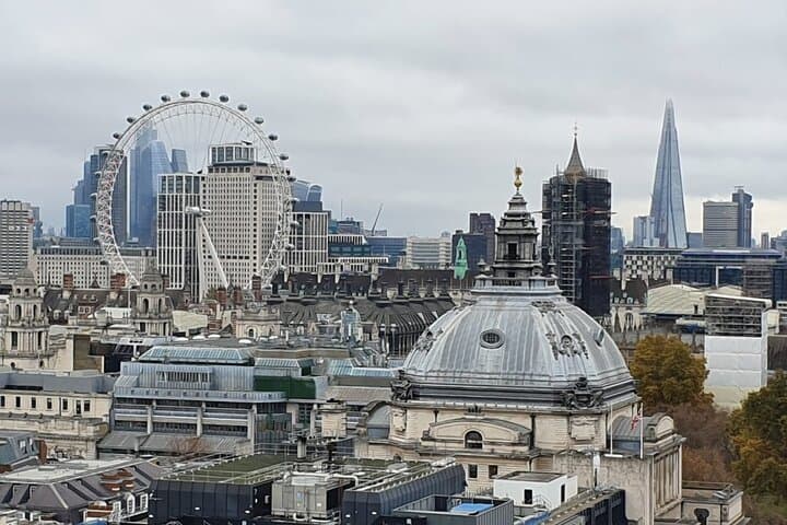 James Bond ,The Kingsman, plus Spies and Villains Black Taxi Tour
