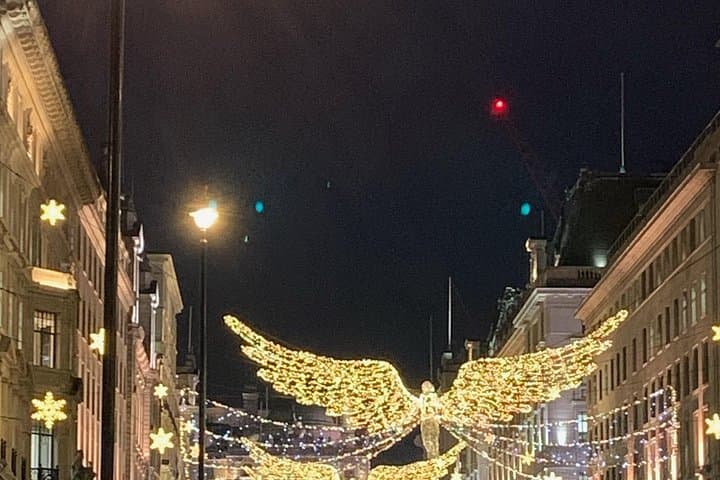 London Bespoke Black Cab Christmas Lights & Sights Private Tour